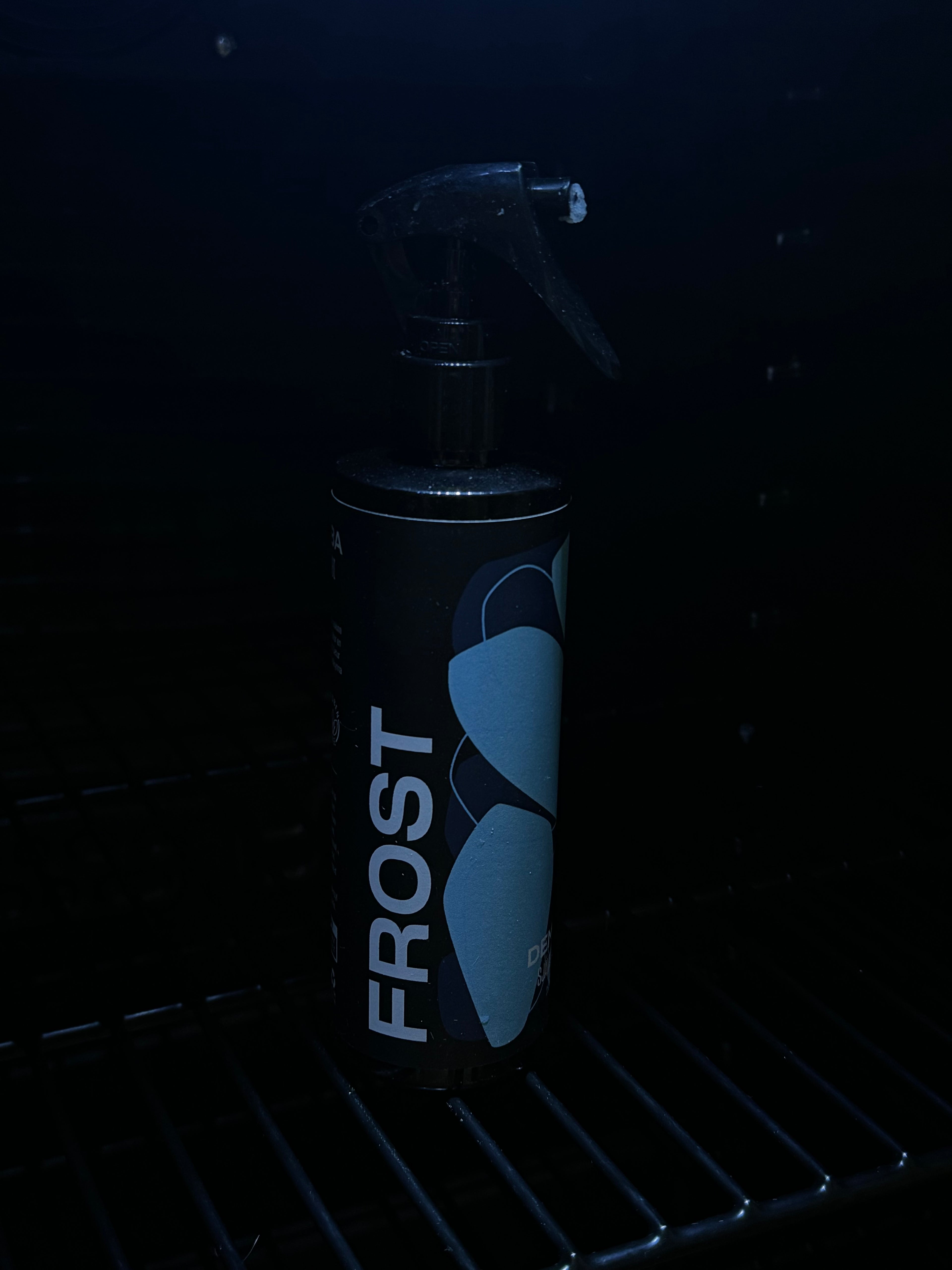 Frost - Demba Saltsprey